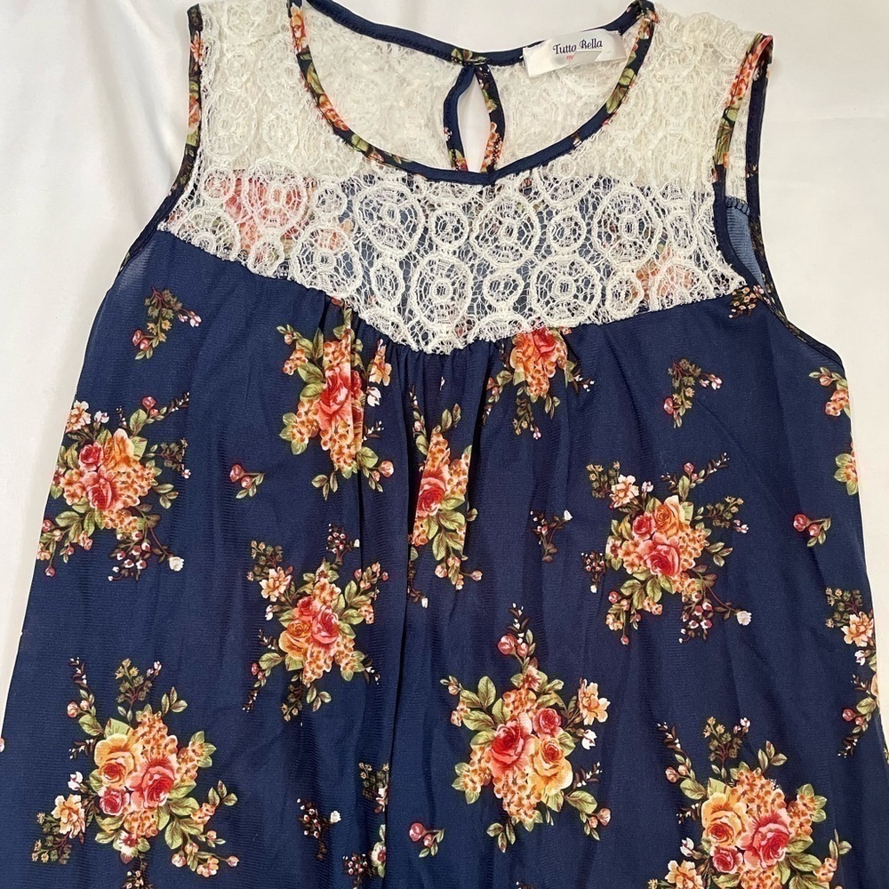 Tutta Bella maternity size large navy blue floral tank top - Picture 2 of 5